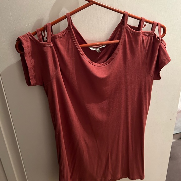 Tops - BKE Open Shoulder Tee